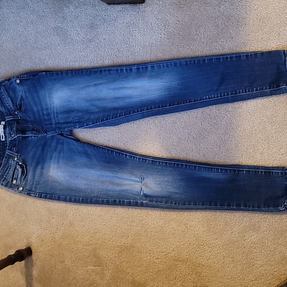 Levi's Leggins Size 6 Jeans with hole - Picture 2 of 4
